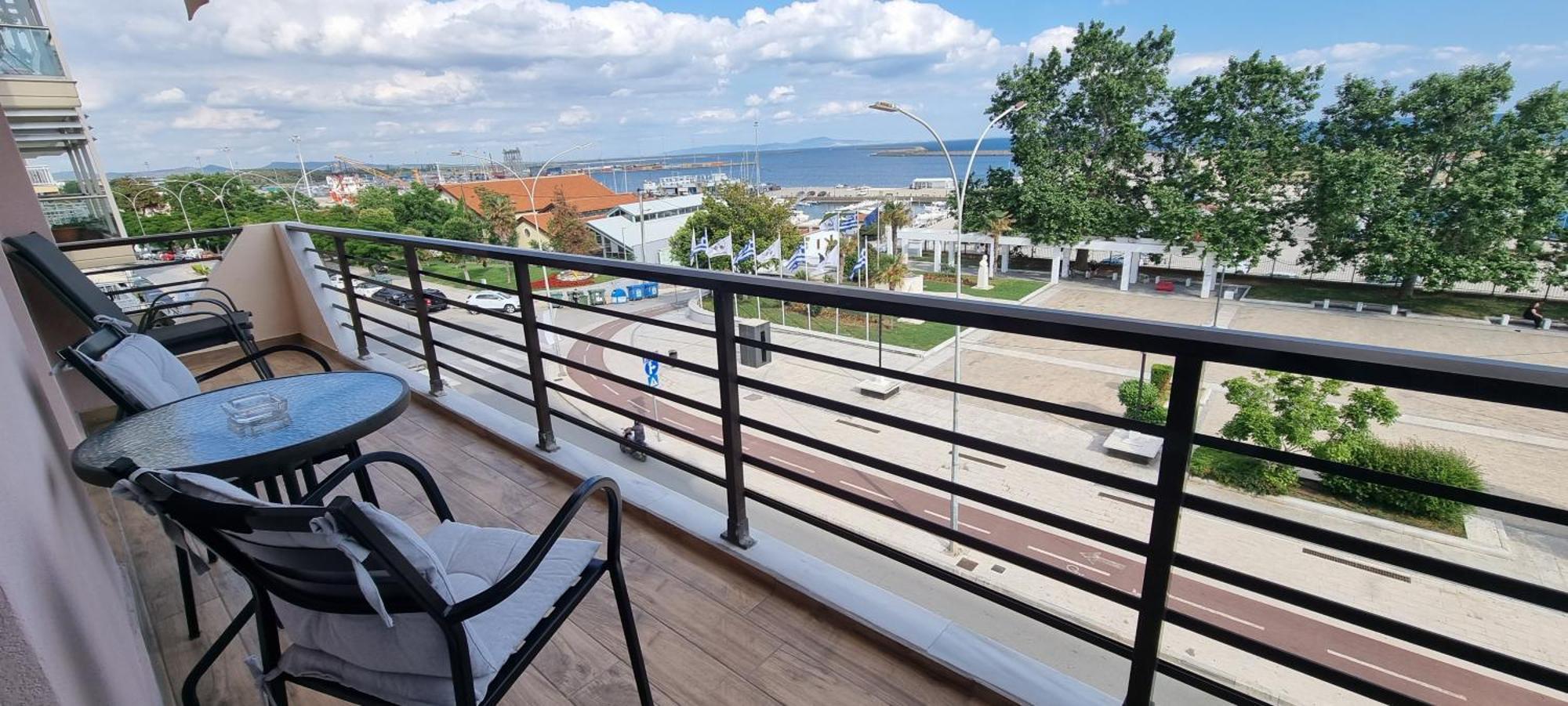 Amazing Sea View Apartment In The City Center! Aleksandropolis Zewnętrze zdjęcie