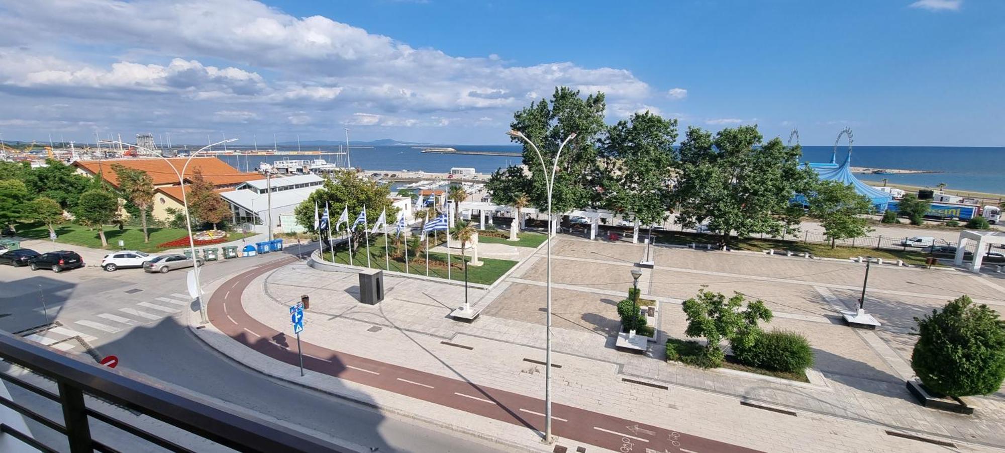 Amazing Sea View Apartment In The City Center! Aleksandropolis Zewnętrze zdjęcie